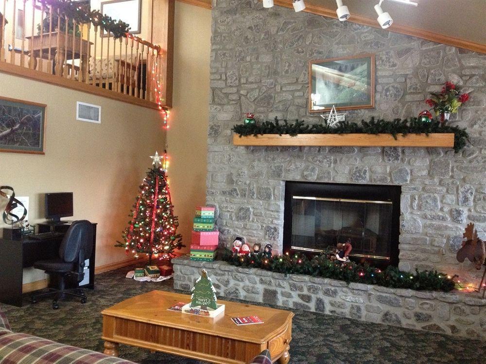 Regency Inn And Suites Stilwell Екстериор снимка